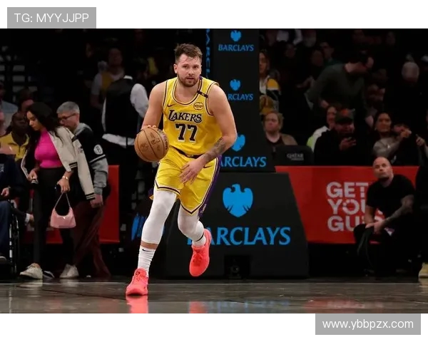 原创东契奇爆砍41+9创记录，湖人24分大胜雄鹿，赛后还有4个好消息